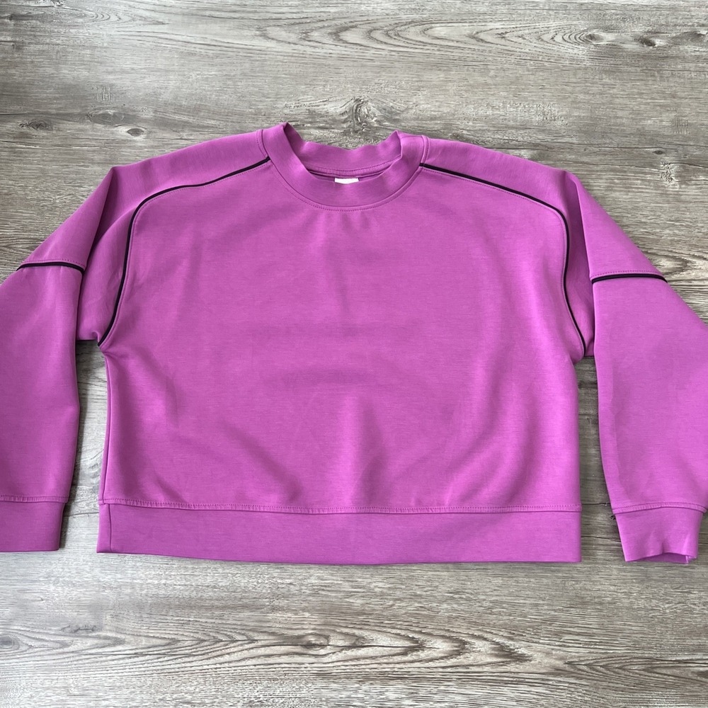 All In Motion Crewneck Sweatshirt Womens M Purple Boxy Fit Athletic Sporty